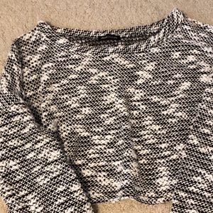Long sleeve crop top sweater